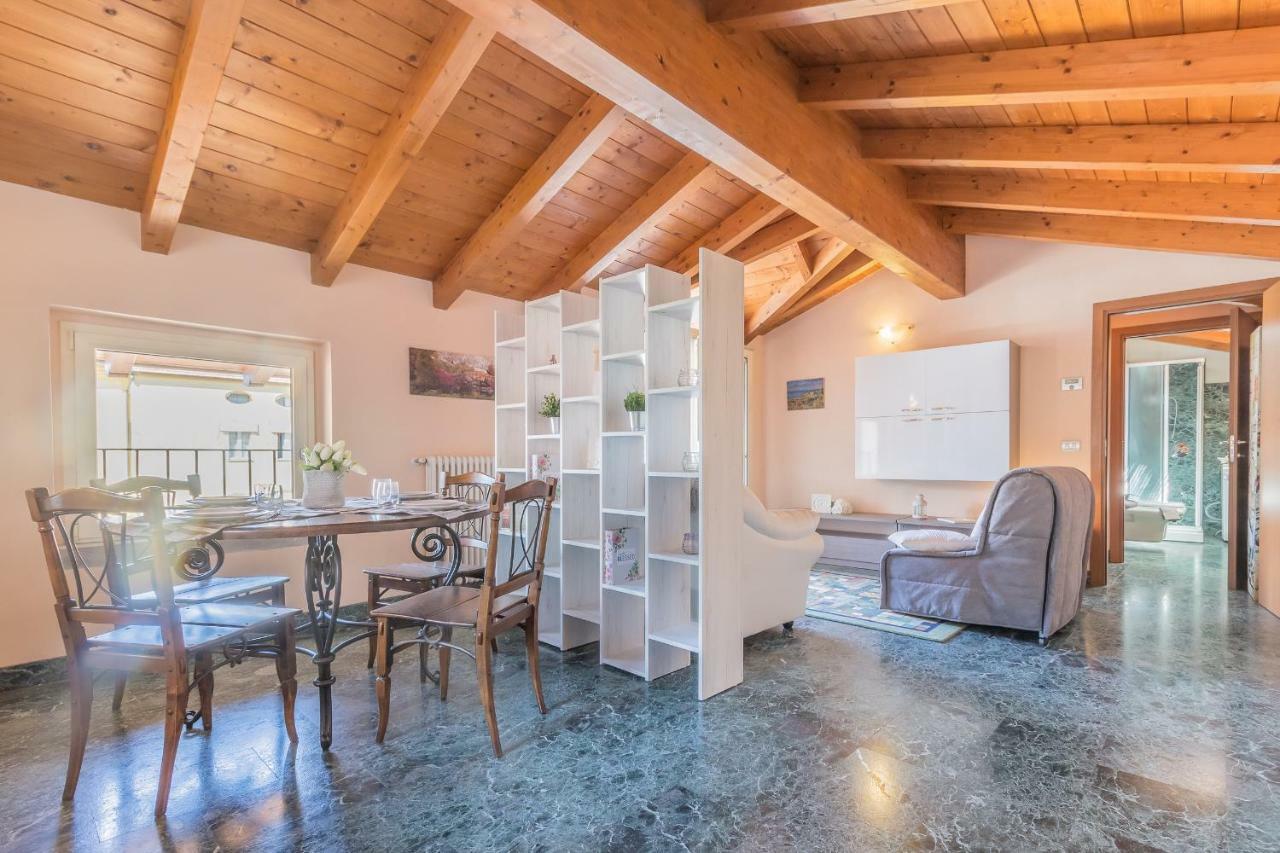 Casa Del Tiglio Appartement Varenna Buitenkant foto